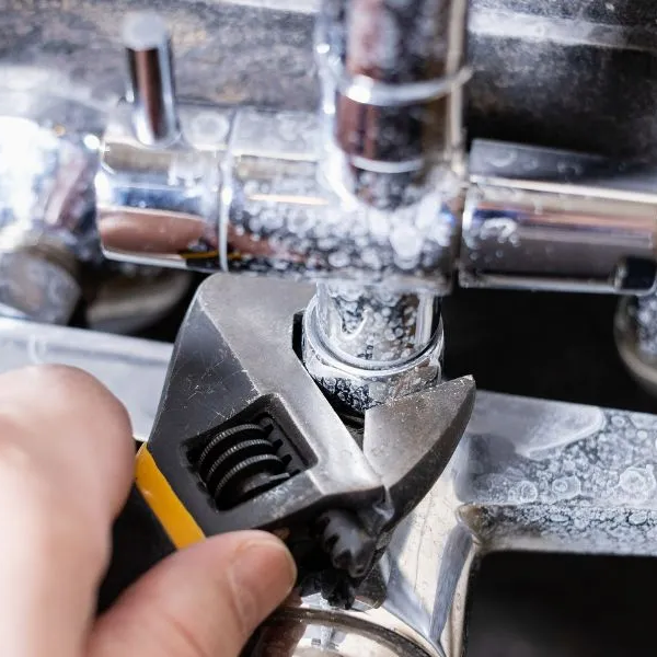 Τι-να-κάνετε-όταν-υπάρχουν-παλιοί-σωλήνες-στο-σπίτι-σας;